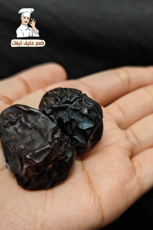 تمر عجوة المدينة المنورة